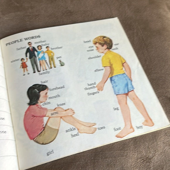 Vintage Random House Kids Book Bundle - Picture 5 of 12